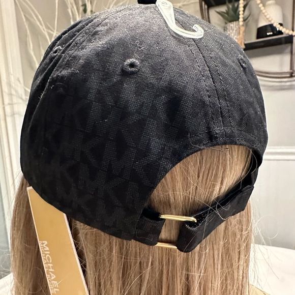 MK SIGNATURE LOGO BASEBALL CAP NWT - Picture 4 of 4